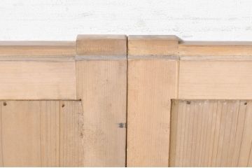 アンティーク建具　檜(ヒノキ)材　明るい木味であたたかな空間を演出する横桟板戸窓2枚セット(舞良戸、引き戸、まいらど)(R-073618)