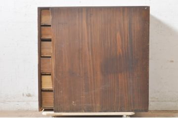 和製アンティーク　時代の流れを感じる佇まいが味わい深い小振りな帳場箪笥(引き出し、収納箪笥、整理タンス、時代箪笥)(R-073634)