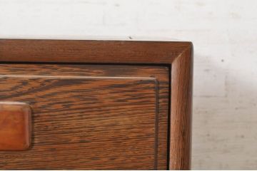 和製ビンテージ　鉄刀木(タガヤサン)　美しい木目とユニークな取っ手のデザインが目を惹く茶棚(違い棚、飾り棚、戸棚、収納棚、ヴィンテージ)(R-073637)