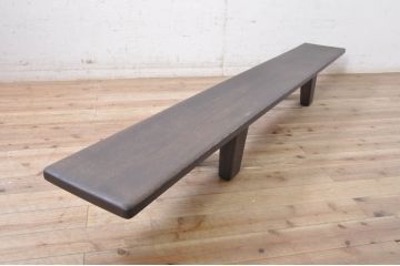 中古　美品　楢(ナラ)材　シンプルながらも温もりあるデザインが素敵な横長飾り台(陳列台、花台)(R-073648)