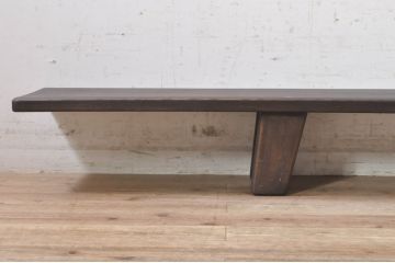 中古　美品　楢(ナラ)材　シンプルながらも温もりあるデザインが素敵な横長飾り台(陳列台、花台)(R-073648)