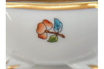ヘレンド　ハンガリー　HEREND HVNGARY　干支　馬　猪　鮮やかな色彩と可愛らしいデザインが魅力的なボンボニエール2個セット(ウマ、イノシシ、HUNGARY、ヴィクトリア・プレーン、小筺、ボンボン、小物入れ、洋食器)(R-073656)
