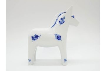 デンマーク　ROYAL COPENHAGEN(ロイヤルコペンハーゲン)　馬　なめらかなフォルムと美しい絵付けが優雅さを演出するフィギュリン(幸せを運ぶ馬、ダーラナホース、フラワー、花、ブルー、置物、オブジェ)(R-073658)