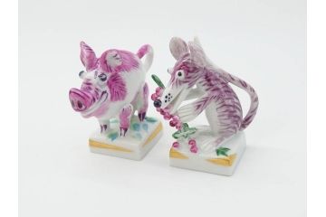 ドイツ　マイセン　Meissen　子　亥　細部までこだわりを感じるキュートなミニ干支人形2体セット(鼠、ねずみ、ネズミ、猪、いのしし、イノシシ、置物、フィギュリン)(R-073659)