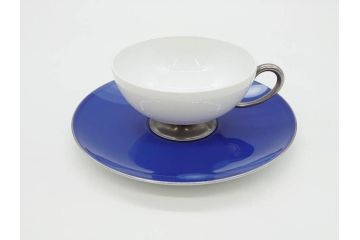 大倉陶園(OKURA、OAC)　碗皿暦　雨(水無月)　ハンドペイント・ピンクローズ　馬　Limited Edition　華やかな色彩と様々なデザインが楽しめるカップ&ソーサー4客セット(金彩、HAND PAINTED、薔薇、バラ、ばら、デミタス、うま、ウマ、ホース、C&S、洋食器)(R-073661)