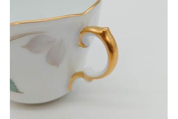 大倉陶園(OKURA、OAC)　碗皿暦　雨(水無月)　ハンドペイント・ピンクローズ　馬　Limited Edition　華やかな色彩と様々なデザインが楽しめるカップ&ソーサー4客セット(金彩、HAND PAINTED、薔薇、バラ、ばら、デミタス、うま、ウマ、ホース、C&S、洋食器)(R-073661)
