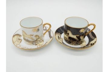 大倉陶園(OKURA、OAC)　碗皿暦　雨(水無月)　ハンドペイント・ピンクローズ　馬　Limited Edition　華やかな色彩と様々なデザインが楽しめるカップ&ソーサー4客セット(金彩、HAND PAINTED、薔薇、バラ、ばら、デミタス、うま、ウマ、ホース、C&S、洋食器)(R-073661)