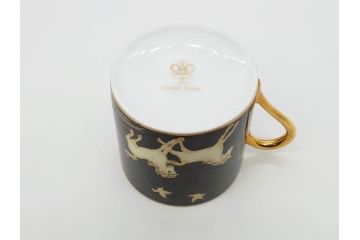 大倉陶園(OKURA、OAC)　碗皿暦　雨(水無月)　ハンドペイント・ピンクローズ　馬　Limited Edition　華やかな色彩と様々なデザインが楽しめるカップ&ソーサー4客セット(金彩、HAND PAINTED、薔薇、バラ、ばら、デミタス、うま、ウマ、ホース、C&S、洋食器)(R-073661)