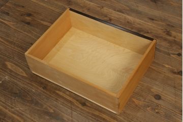 中古　美品!!　松本民芸家具　シンプルで小振りなサイズが取り入れやすい収納棚(戸棚、サイドキャビネット)(R-073666)