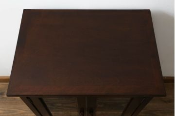 中古　美品!!　松本民芸家具　シンプルで小振りなサイズが取り入れやすい収納棚(戸棚、サイドキャビネット)(R-073666)