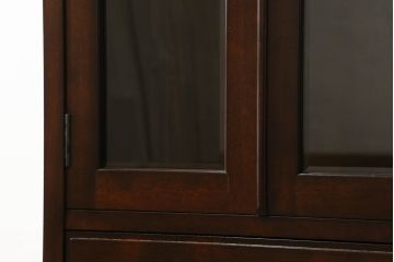 中古　美品!!　松本民芸家具　シンプルで小振りなサイズが取り入れやすい収納棚(戸棚、サイドキャビネット)(R-073666)