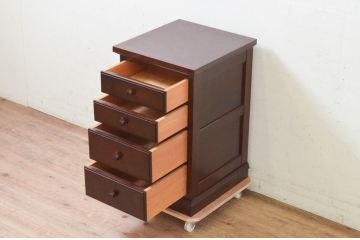 中古　美品　松本民芸家具　シックな佇まいが魅力的なチェスト(収納箪笥、整理箪笥、引き出し、サイドチェスト)(R-073670)