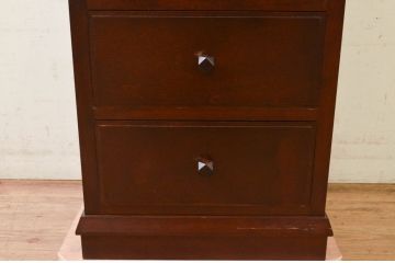 中古　美品　松本民芸家具　シックな佇まいが魅力的なチェスト(収納箪笥、整理箪笥、引き出し、サイドチェスト)(R-073670)