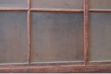 和製アンティーク　古い木味が素敵な昔懐かしい雰囲気の二段重ね収納棚(キャビネット、食器棚、飾り棚、戸棚、ガラスケース)(R-073672)