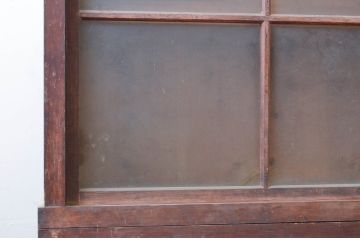 和製アンティーク　古い木味が素敵な昔懐かしい雰囲気のサイドボード(サイドキャビネット、食器棚、飾り棚、戸棚、ガラスケース)(R-073673)
