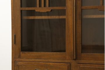 和製アンティーク　大正ロマン　栓材　昔懐かしい雰囲気の温かみのある本箱(ブックケース、戸棚、収納棚、飾り棚)(R-073681)