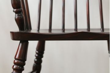中古　国産民芸家具　デパート購入品　クラシカルな佇まいのウィンザーチェア2脚セット(ウインザーチェア、アームチェア、板座チェア、ダイニングチェア、椅子、イス)(R-073683)