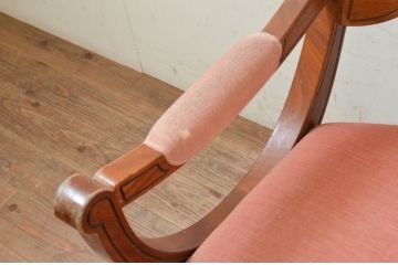 中古　DREXEL HERITAGE(ドレクセルヘリテイジ)　ESPERANTO(エスペラント)　上品な曲線デザインが高級感を醸し出すアーム付きダイニングチェア2脚セット(アームチェア、イス、椅子)(R-073684)
