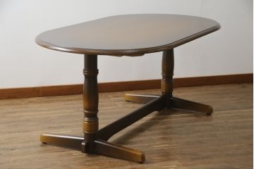中古　美品　飛騨産業　キツツキマーク　穂高シリーズ　クラシカルなデザインが魅力的なダイニングテーブル(4人掛け、食卓、作業台)(R-073685)