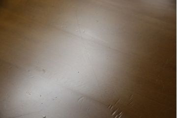 中古　美品　飛騨産業　キツツキマーク　穂高シリーズ　クラシカルなデザインが魅力的なダイニングテーブル(4人掛け、食卓、作業台)(R-073685)