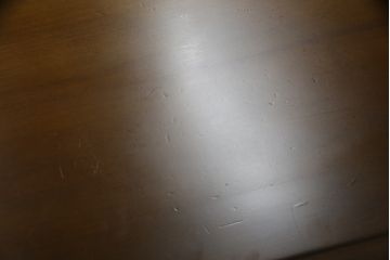 中古　美品　飛騨産業　キツツキマーク　穂高シリーズ　クラシカルなデザインが魅力的なダイニングテーブル(4人掛け、食卓、作業台)(R-073685)