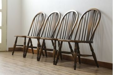 中古　美品　飛騨産業　キツツキマーク　木のぬくもりを感じるダイニングチェア4脚セット(板座チェア、椅子、イス、いす)(R-073686)