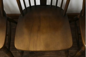 中古　美品　飛騨産業　キツツキマーク　木のぬくもりを感じるダイニングチェア4脚セット(板座チェア、椅子、イス、いす)(R-073686)