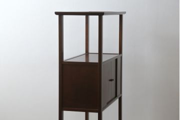 中古　松本民芸家具　#506型　シックな色合いと上品な佇まいが魅力の朝鮮棚(飾り棚、収納棚、戸棚、茶棚)(定価約23万円)(R-073707)