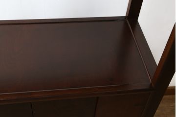 中古　松本民芸家具　#506型　シックな色合いと上品な佇まいが魅力の朝鮮棚(飾り棚、収納棚、戸棚、茶棚)(定価約23万円)(R-073707)