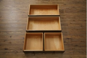 中古　美品　松本民芸家具　落ち着きのある佇まいが魅力的な収納棚(戸棚、飾り棚、食器棚、キャビネット、引き出し)(R-073709)
