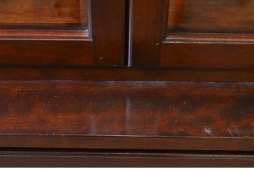 中古　美品　松本民芸家具　落ち着きのある佇まいが魅力的なサイドボード(収納棚、戸棚、飾り棚、食器棚、サイドキャビネット)(R-073710)