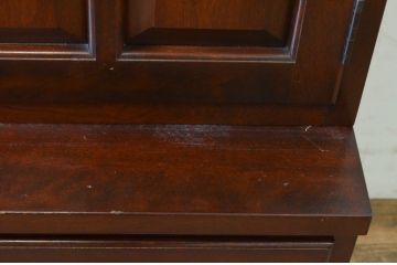 中古　美品　松本民芸家具　落ち着きのある佇まいが魅力的なサイドボード(収納棚、戸棚、飾り棚、食器棚、サイドキャビネット)(R-073710)