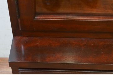 中古　美品　松本民芸家具　落ち着きのある佇まいが魅力的なサイドボード(収納棚、戸棚、飾り棚、食器棚、サイドキャビネット)(R-073710)