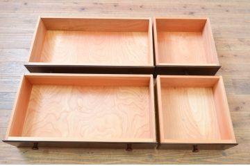 中古　美品　松本民芸家具　落ち着きのある佇まいが魅力的なローチェスト(テレビ台、テレビボード、ローボード、収納箪笥、引き出し)(R-073711)