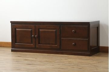 中古　松本民芸家具　和・洋どちらのお部屋にも取り入れやすいローボード(テレビ台、テレビボード、サイドボード、サイドキャビネット、収納棚、戸棚、引き出し、リビングボード)(R-073713)