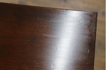 中古　松本民芸家具　和・洋どちらのお部屋にも取り入れやすいローボード(テレビ台、テレビボード、サイドボード、サイドキャビネット、収納棚、戸棚、引き出し、リビングボード)(R-073713)