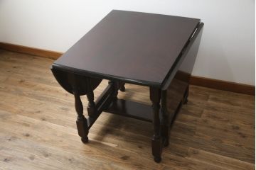 中古　美品　松本民芸家具　M型　洗練されたデザインが魅力的な楕円バタフライ卓(I)(エクステンションテーブル、バタフライテーブル、食卓、ダイニングテーブル、2人掛け、4人掛け)(定価約35万円)(R-073714)