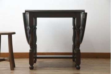 中古　美品　松本民芸家具　M型　洗練されたデザインが魅力的な楕円バタフライ卓(I)(エクステンションテーブル、バタフライテーブル、食卓、ダイニングテーブル、2人掛け、4人掛け)(定価約35万円)(R-073714)