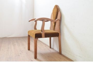 アンティーク家具　オーク材　滑らかに曲線を描く肘掛けがおしゃれな珍しいデザインのアームチェア(一人掛け、1Pソファ、ダイニングチェア、椅子、イス)(R-073715)