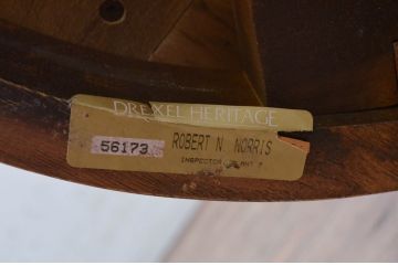 中古　美品!!　DREXEL HERITAGE(ドレクセルヘリテイジ)　品のある佇まいが魅力的な回転チェア(アームチェア、デスクチェア、回転椅子、一人掛けソファ、1人掛けソファ、1Pソファ、椅子、イス)(R-073723)