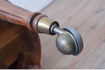 中古　美品!!　DREXEL HERITAGE(ドレクセルヘリテイジ)　品のある佇まいが魅力的な回転チェア(アームチェア、デスクチェア、回転椅子、一人掛けソファ、1人掛けソファ、1Pソファ、椅子、イス)(R-073723)