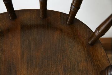 和製ビンテージ　飛騨産業　キツツキマーク　しっかりとした作りが嬉しいベビーチェア(チャイルドチェア、キッズチェア、アームチェア、ダイニングチェア、板座チェア、こども椅子、子どもイス、ヴィンテージ)(R-073726)
