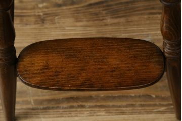 和製ビンテージ　飛騨産業　キツツキマーク　しっかりとした作りが嬉しいベビーチェア(チャイルドチェア、キッズチェア、アームチェア、ダイニングチェア、板座チェア、こども椅子、子どもイス、ヴィンテージ)(R-073726)