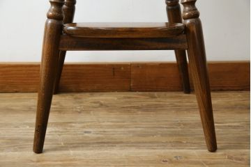和製ビンテージ　飛騨産業　キツツキマーク　しっかりとした作りが嬉しいベビーチェア(チャイルドチェア、キッズチェア、アームチェア、ダイニングチェア、板座チェア、こども椅子、子どもイス、ヴィンテージ)(R-073726)