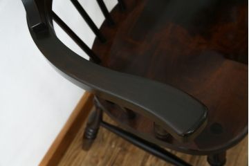 和製ビンテージ　松本民芸家具　#91型　落ち着きのある大人カフェ風インテリアが叶うキャプテンチェア(アームチェア、板座チェア、ダイニングチェア、椅子、イス、ヴィンテージ)(定価約13万円)(R-073727)