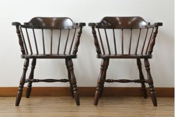 中古　美品　松本民芸家具　#91型　落ち着きのある大人カフェ風インテリアが叶うキャプテンチェア2脚セット(アームチェア、板座チェア、ダイニングチェア、椅子、イス)(定価2脚で約26万円)(R-073728)