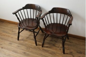 中古　美品　松本民芸家具　#91型　落ち着きのある大人カフェ風インテリアが叶うキャプテンチェア2脚セット(アームチェア、板座チェア、ダイニングチェア、椅子、イス)(定価2脚で約26万円)(R-073728)