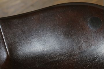中古　美品　松本民芸家具　#91型　落ち着きのある大人カフェ風インテリアが叶うキャプテンチェア2脚セット(アームチェア、板座チェア、ダイニングチェア、椅子、イス)(定価2脚で約26万円)(R-073728)