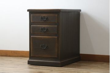 中古　飛騨産業　キツツキ　PROVINCIAL(プロヴィンシャル・プロビンシャル)　味わい深い木の色味が魅力的なキャスター付きデスクワゴン(脇机、サイドチェスト、ナイトテーブル、引き出し)(R-073732)