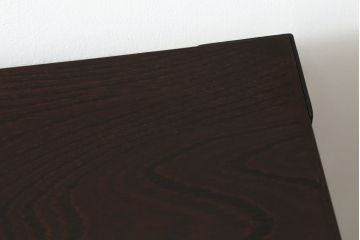 中古　岩谷堂箪笥　桜木作　深い木の色味と存在感のある鋲付金具が魅力的な小箪笥(小タンス、収納箪笥、整理箪笥、小物収納)(R-073734)